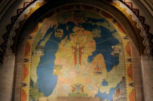 The lobby of the Guardian Building featuring the beautiful mural of Michigan. (Photo Credit: Mlive.com)